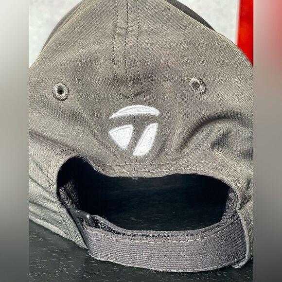 Taylor Made Men’s 2018 Golf Tour Radar TPS M3 Adjustable Baseball Hat - Picture 4 of 7